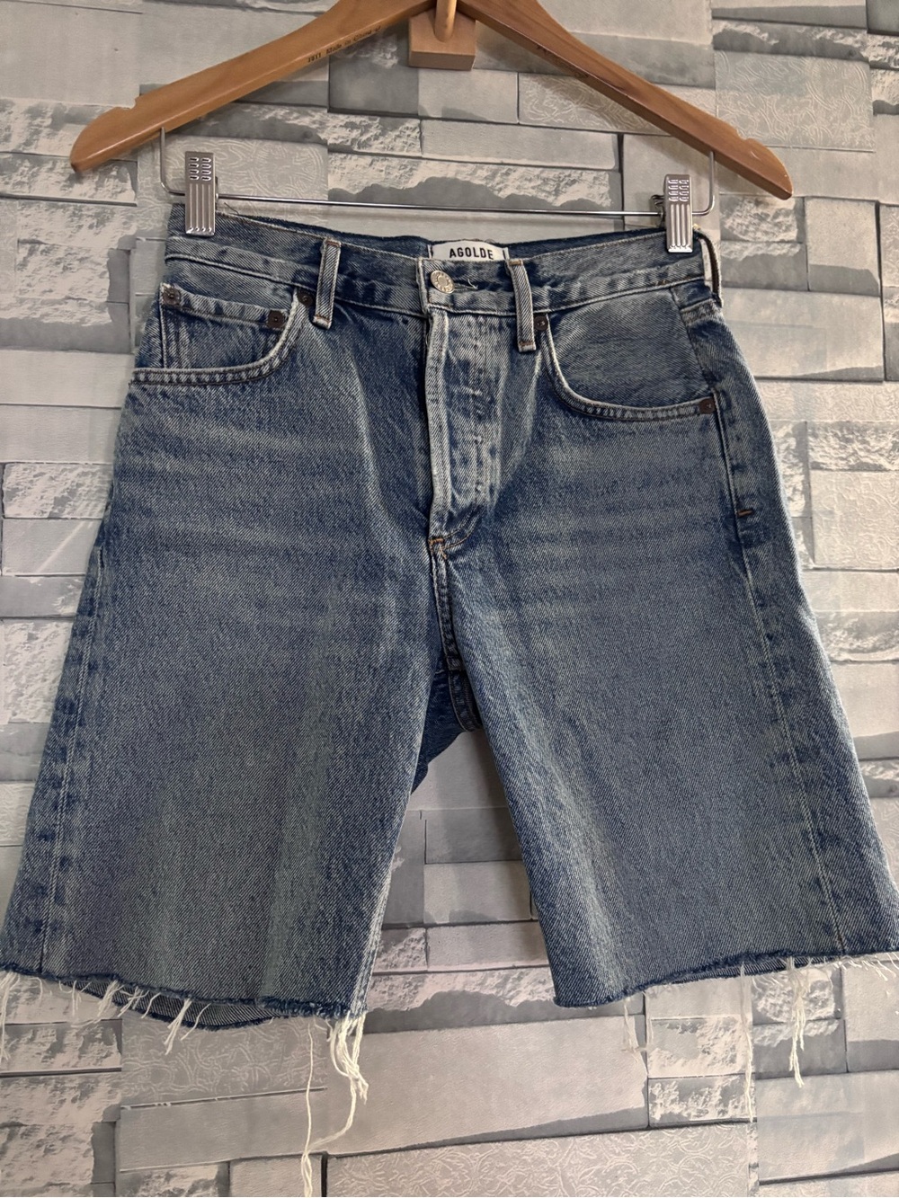 AGOLDE Shorts Sz 23 Carrie Longer Slim Denim Cutoffs Mid Rise Button Fly